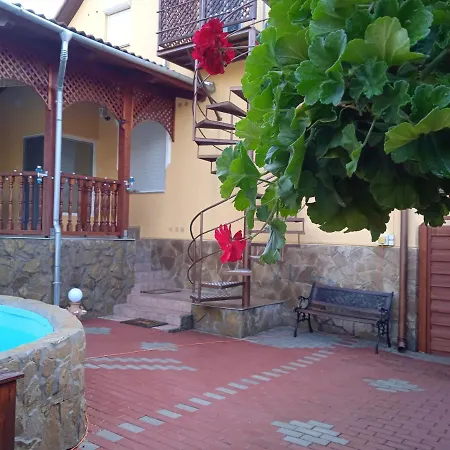 Petra Vendeghaz Apartment