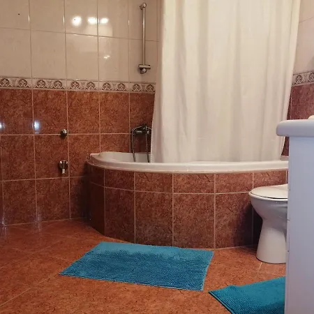 Apartment Petra Vendeghaz *
